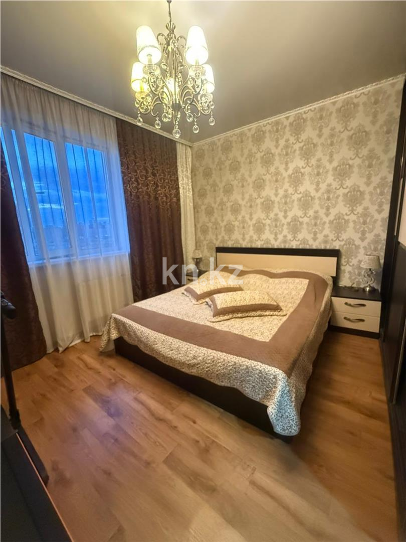 Продажа 3-комнатной квартиры, 82 м², ул. Сарыарка в Караганде - фото 5