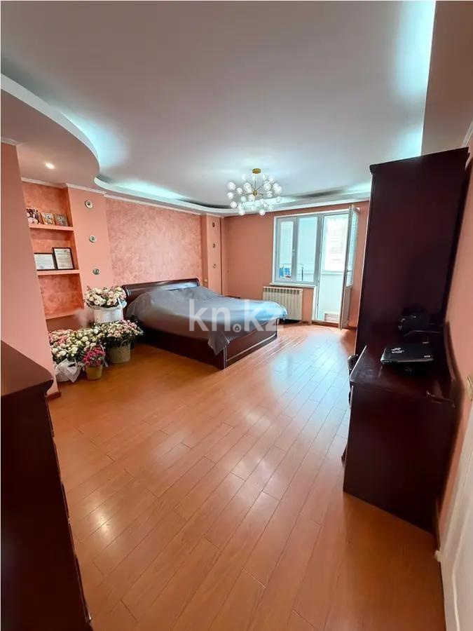 Продажа 4-комнатной квартиры, 131.5 м² в Алматы - фото 3