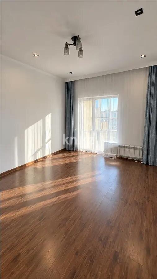 Продажа 2-комнатной квартиры, 60.2 м² в Астане
