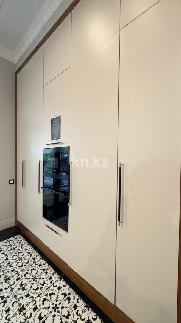Продажа 9-комнатного дома, 587 м² в Алматы - фото 12