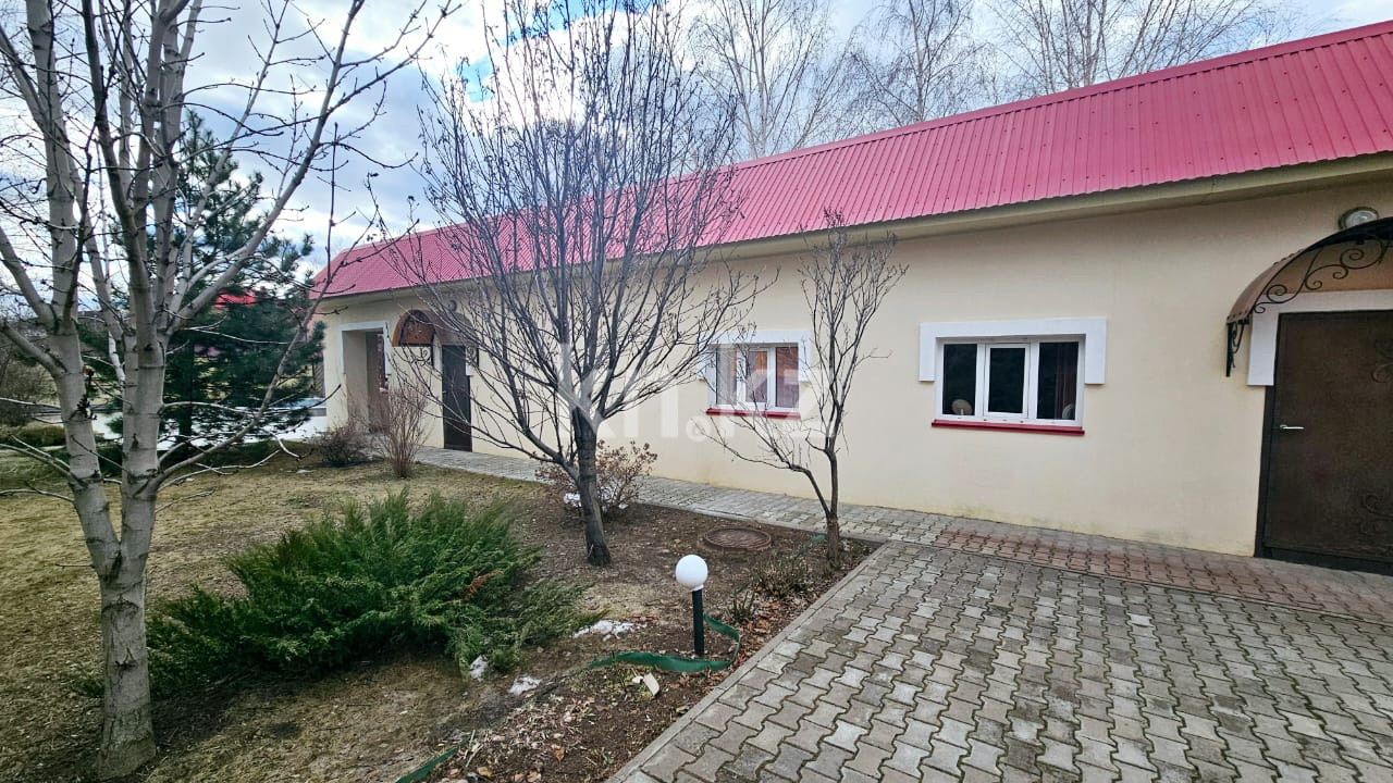 Продажа 7-комнатного дома, 379 м², мкр-н Самал-3 в Уральске - фото 19