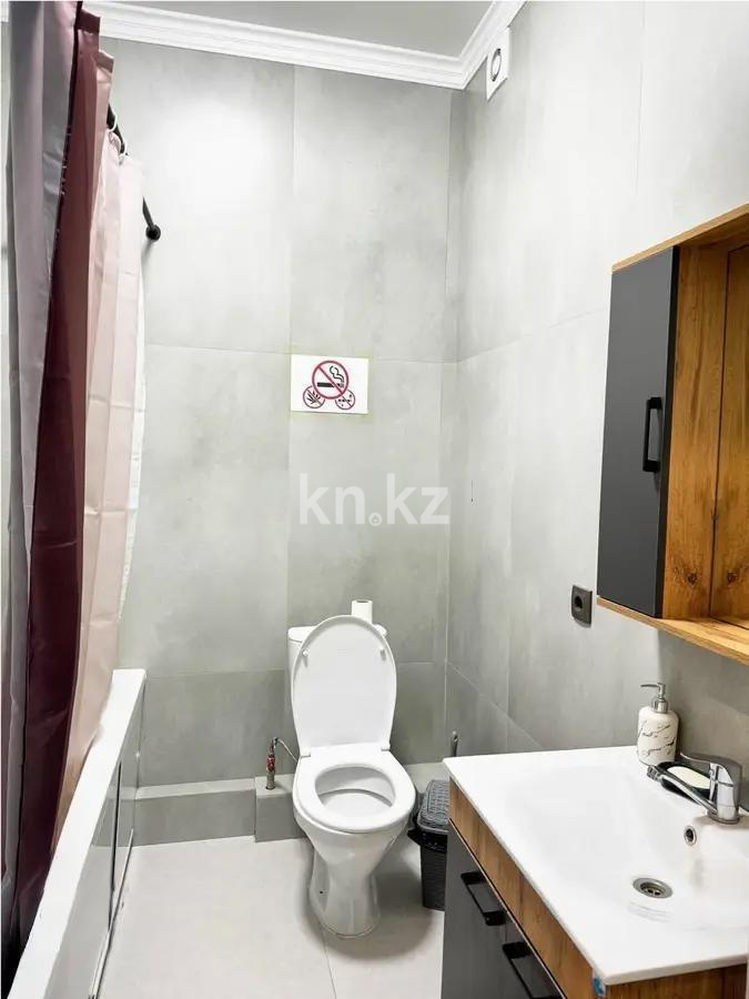 Продажа 1-комнатной квартиры, 37 м², ул. Утеген батыра, дом  11д в Алматы - фото 3