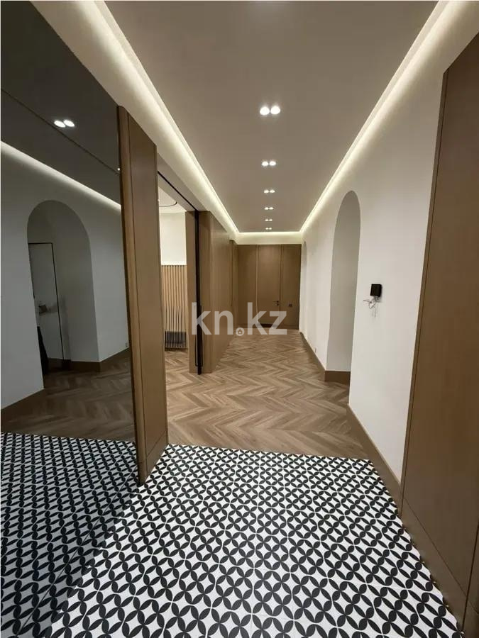 Продажа 4-комнатной квартиры, 173 м² в Астане - фото 8
