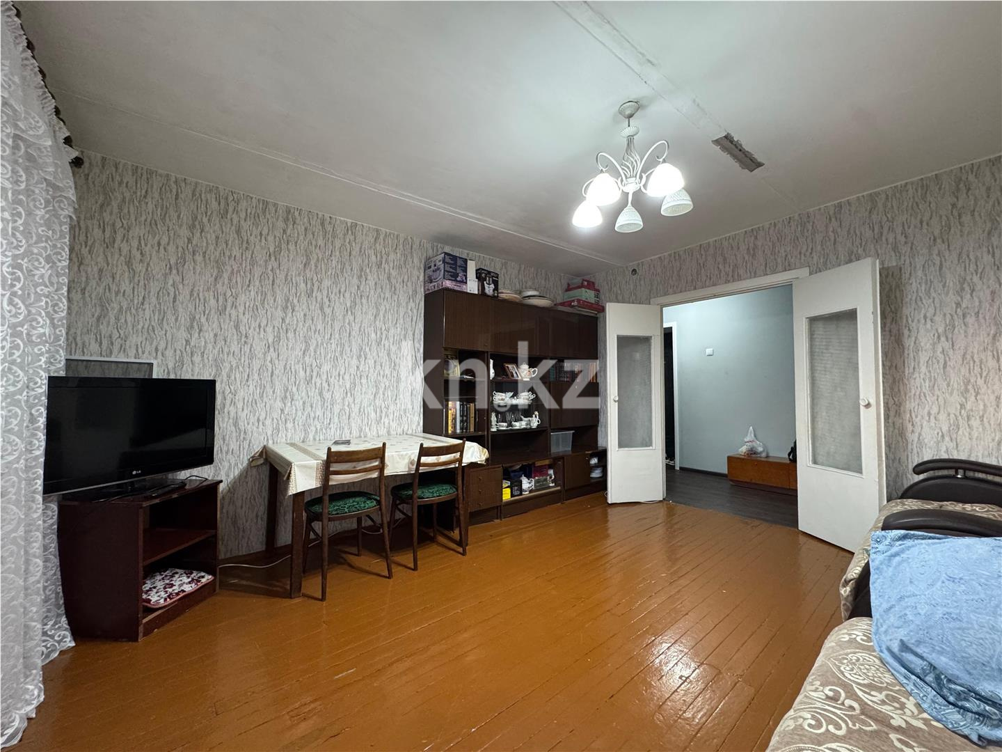 Продажа 4-комнатной квартиры, 77 м² в Караганде