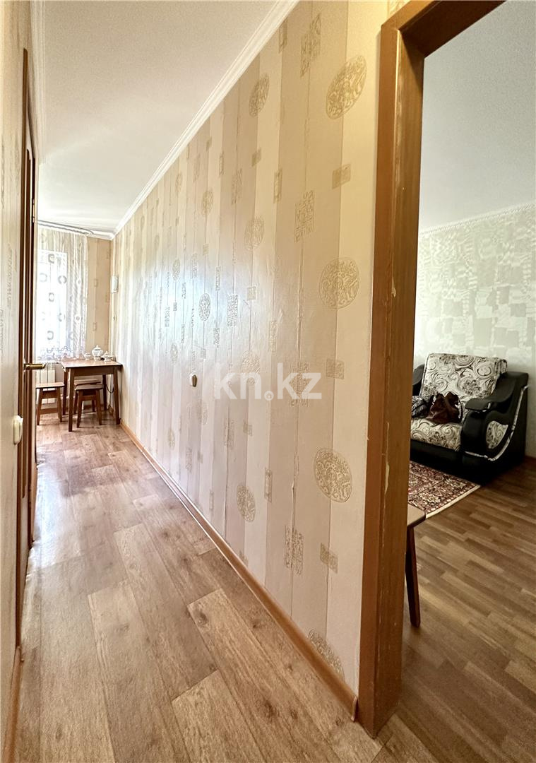 Продажа 2-комнатной квартиры, 43 м², мкр-н 17 в Караганде - фото 11