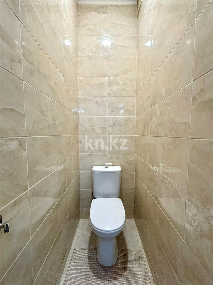 Продажа 3-комнатной квартиры, 68 м², мкр. Степной-2, дом  2/4 в Караганде - фото 10