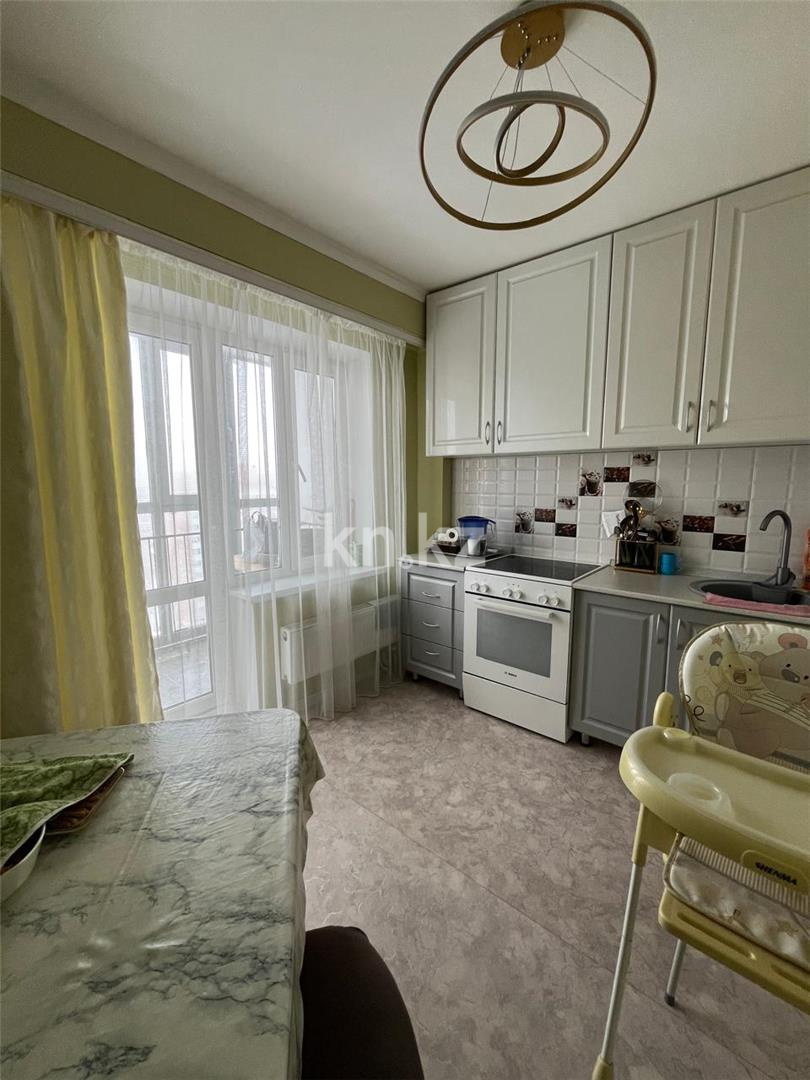 Продажа 3-комнатной квартиры, 81 м², ул. Момышулы в Караганде - фото 11