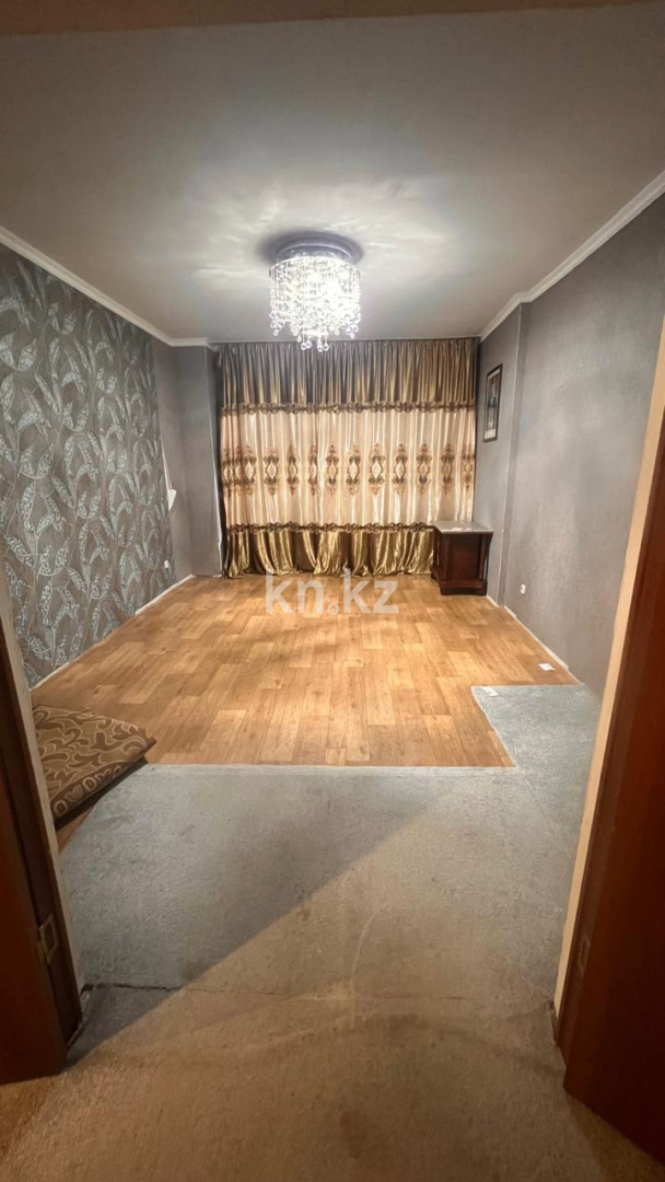 Продажа 3-комнатной квартиры, 90 м², пр. Шахтеров, дом  60 в Караганде - фото 7
