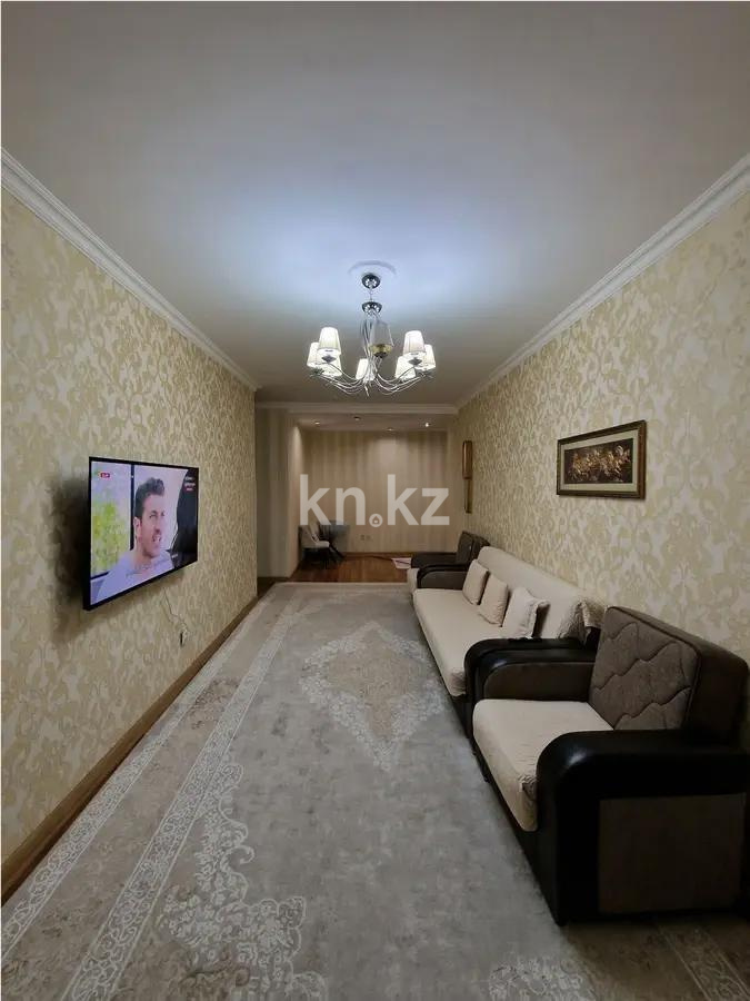 Продажа 2-комнатной квартиры, 65.8 м², пр. Кабанбай батыра, дом  11 в Астане
