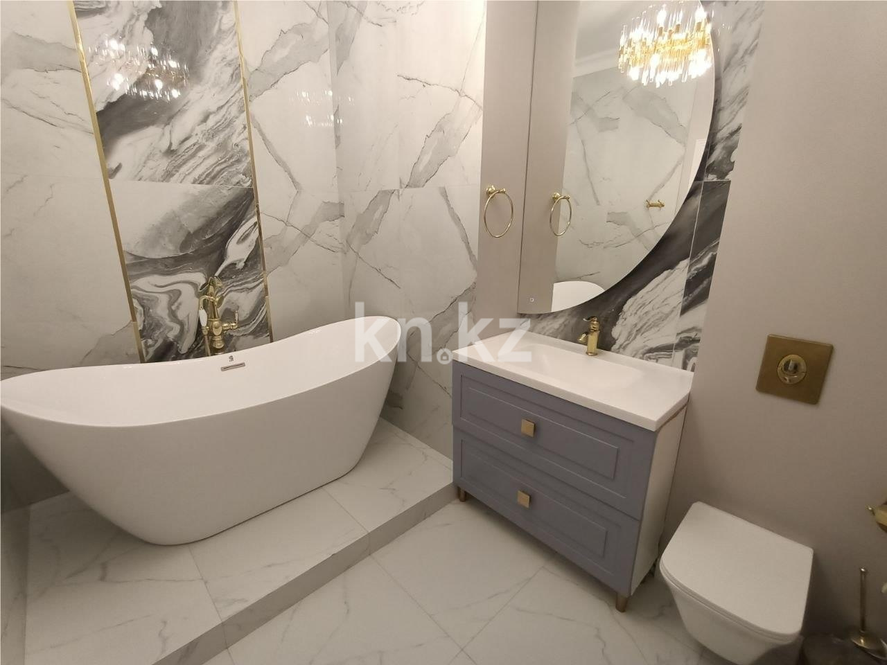 Продажа 4-комнатной квартиры, 210 м² в Астане - фото 52