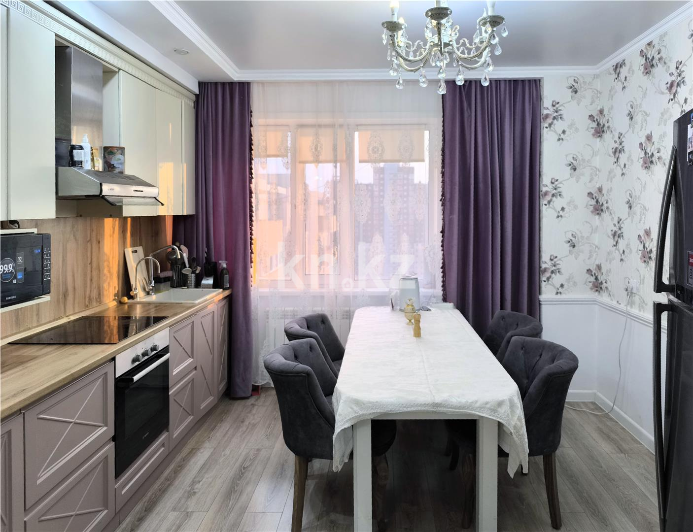 Продажа 3-комнатной квартиры, 106 м², пр. Шахтеров в Караганде - фото 10