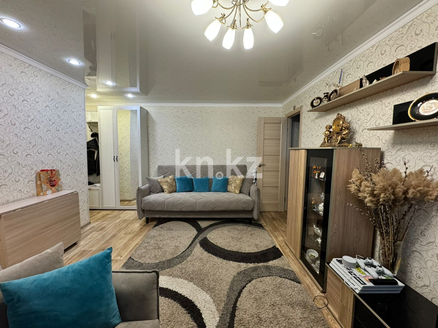 Продажа 2-комнатной квартиры, 42 м², ул. Бакинская, дом  39 в Караганде - фото 2