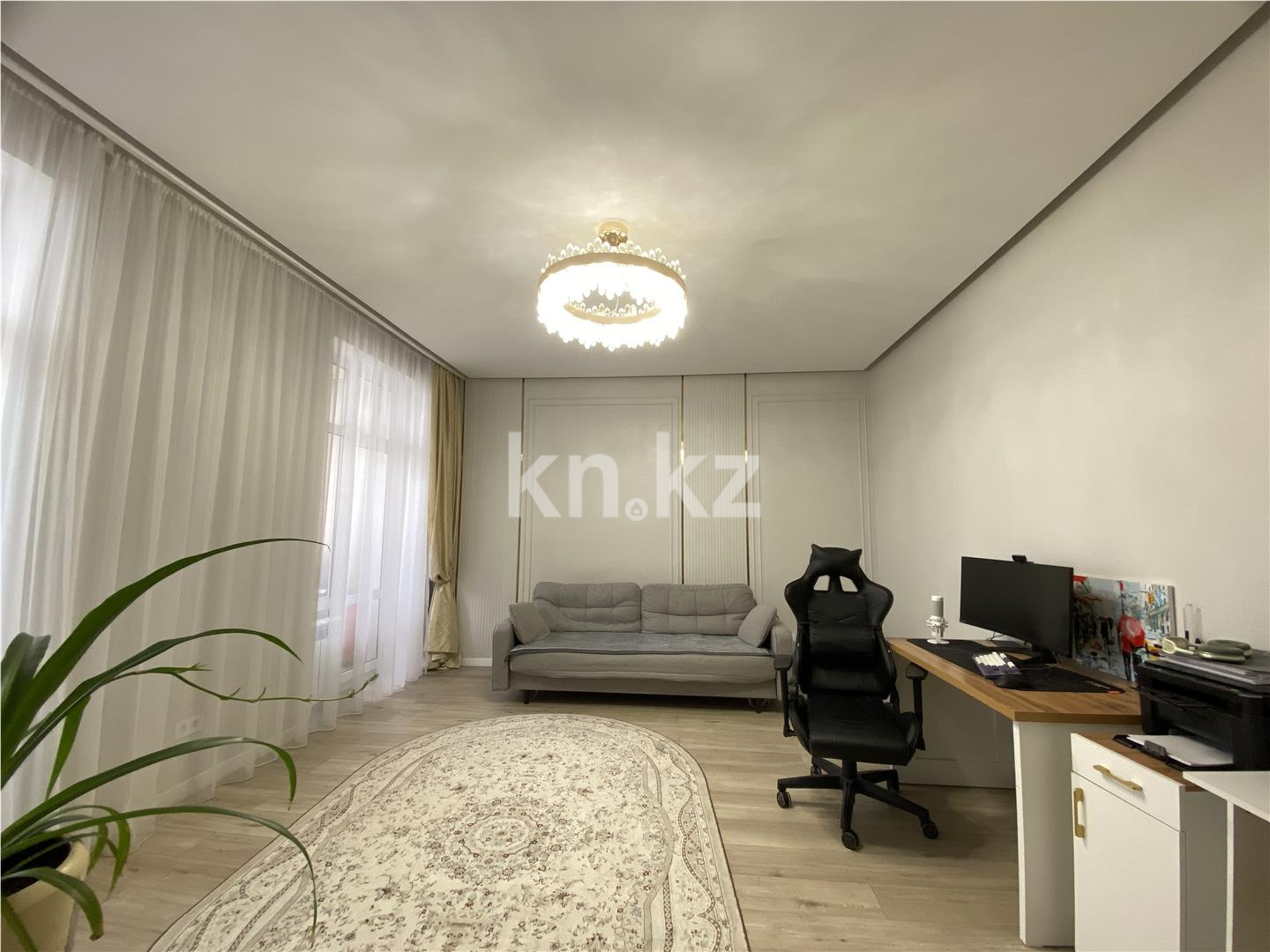 Продажа 2-комнатной квартиры, 72.1 м², ул. Токпанова в Астане
