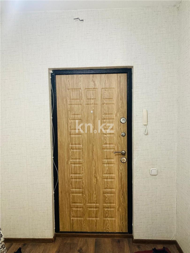 Продажа 1-комнатной квартиры, 46 м², пр. Шахтеров в Караганде - фото 6