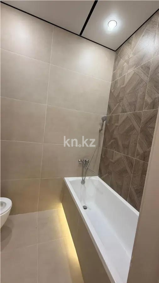 Продажа 3-комнатной квартиры, 72.7 м² в Астане - фото 4