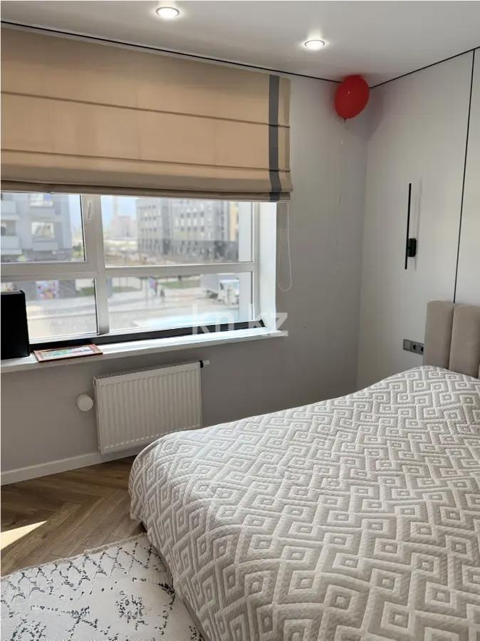 Продажа 4-комнатной квартиры, 93 м², ул. Момышулы, дом  5/4 в Алматы - фото 2