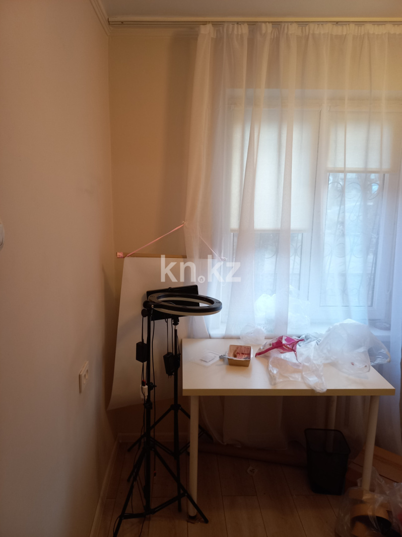 Аренда 1-комнатной квартиры, 33 м², ул. Жарокова в Алматы - фото 12