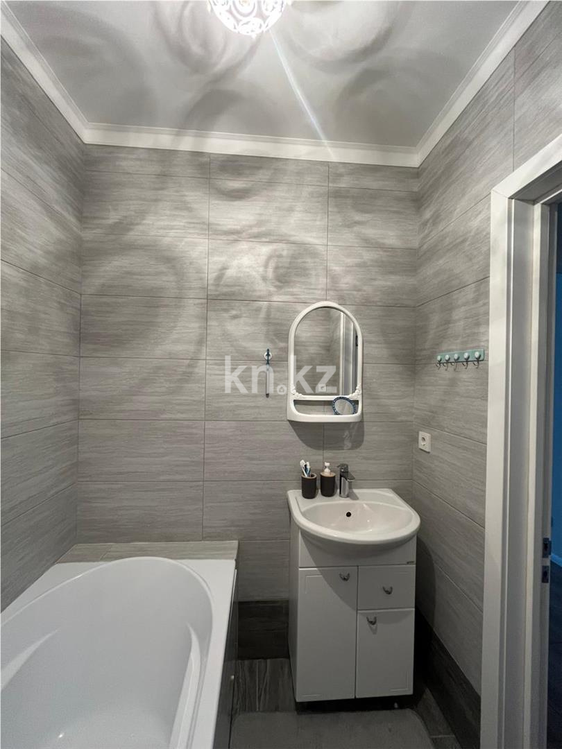 Продажа 3-комнатной квартиры, 88.4 м², ул. Нажимеденова в Астане - фото 11