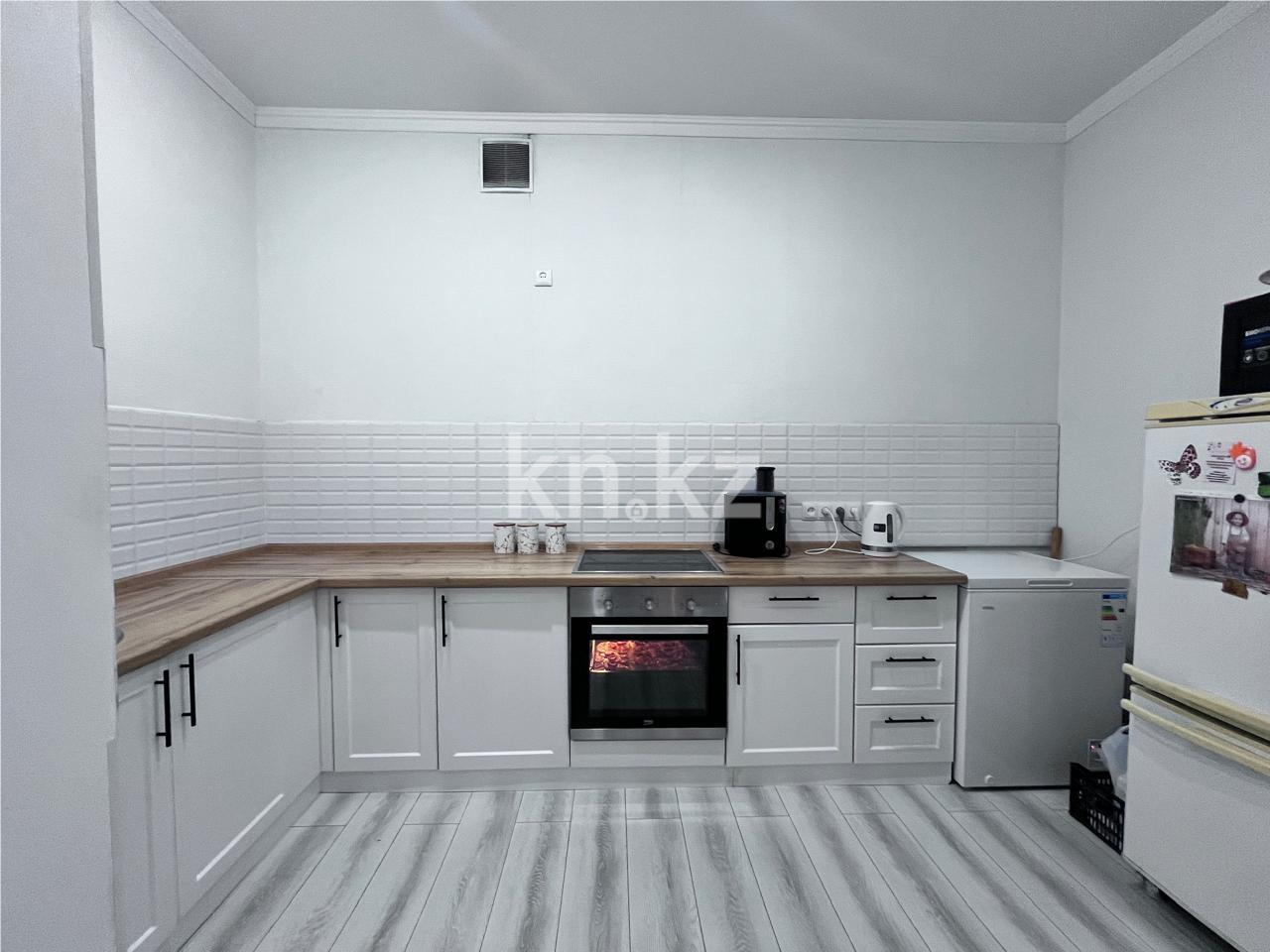 Продажа 2-комнатной квартиры, 57 м², ул. Ашимова в Караганде