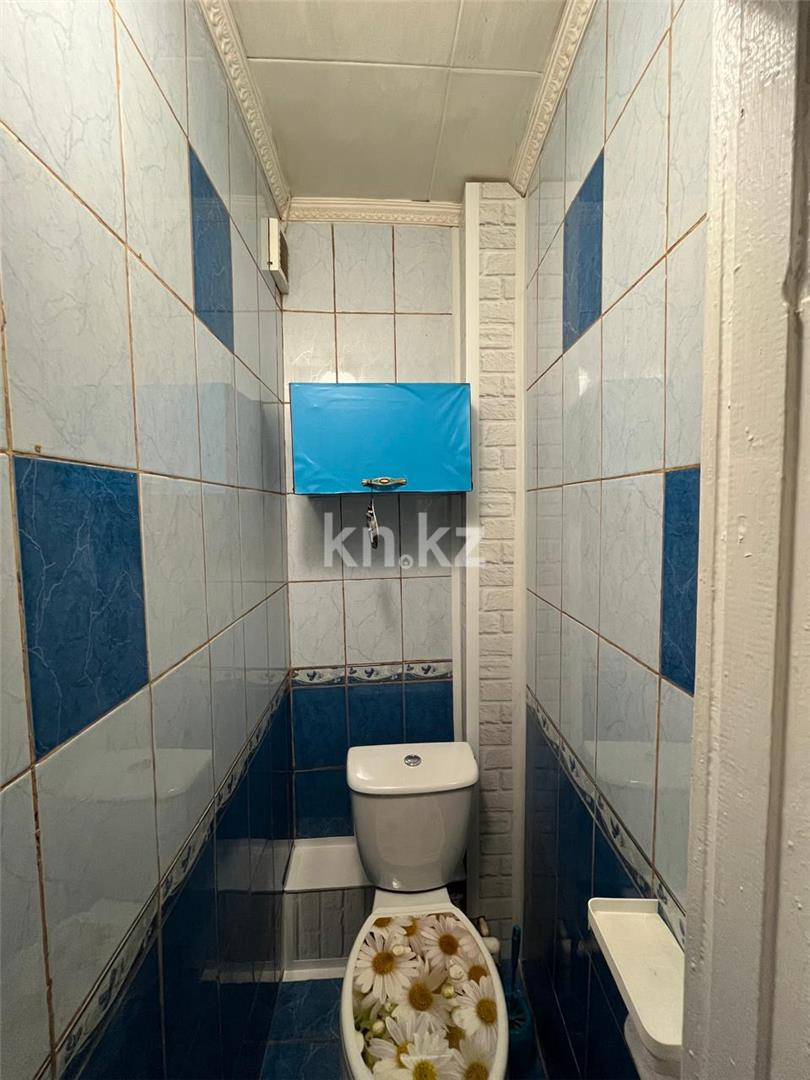 Продажа 3-комнатной квартиры, 60 м², 19-й мкр. в Караганде - фото 10