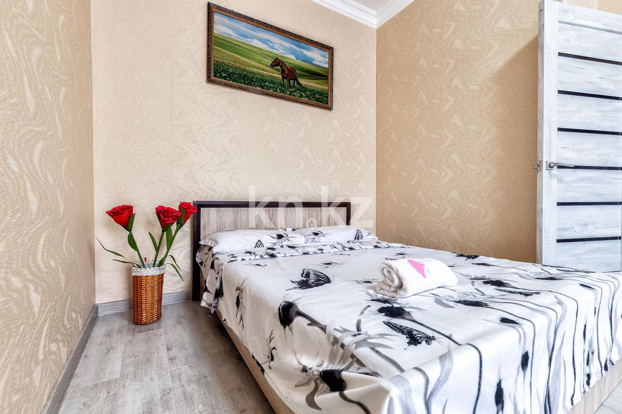 Аренда 1-комнатной квартиры посуточно, 50 м², пр. Кабанбай батыра, дом  29 - ул. Достык в Астане - фото 3