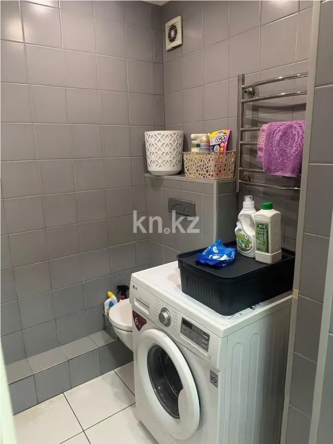 Продажа 3-комнатной квартиры, 54.3 м², ул. Наурызбай батыра, дом  68 в Алматы - фото 5