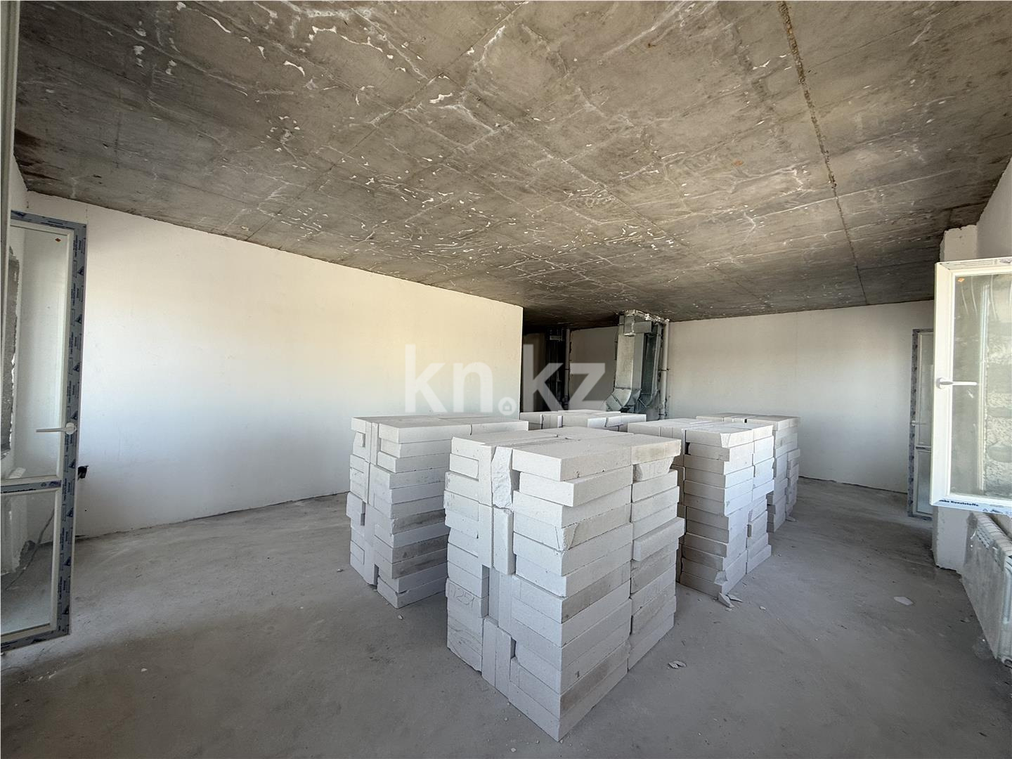 Продажа 2-комнатной квартиры, 67 м² в Караганде - фото 2