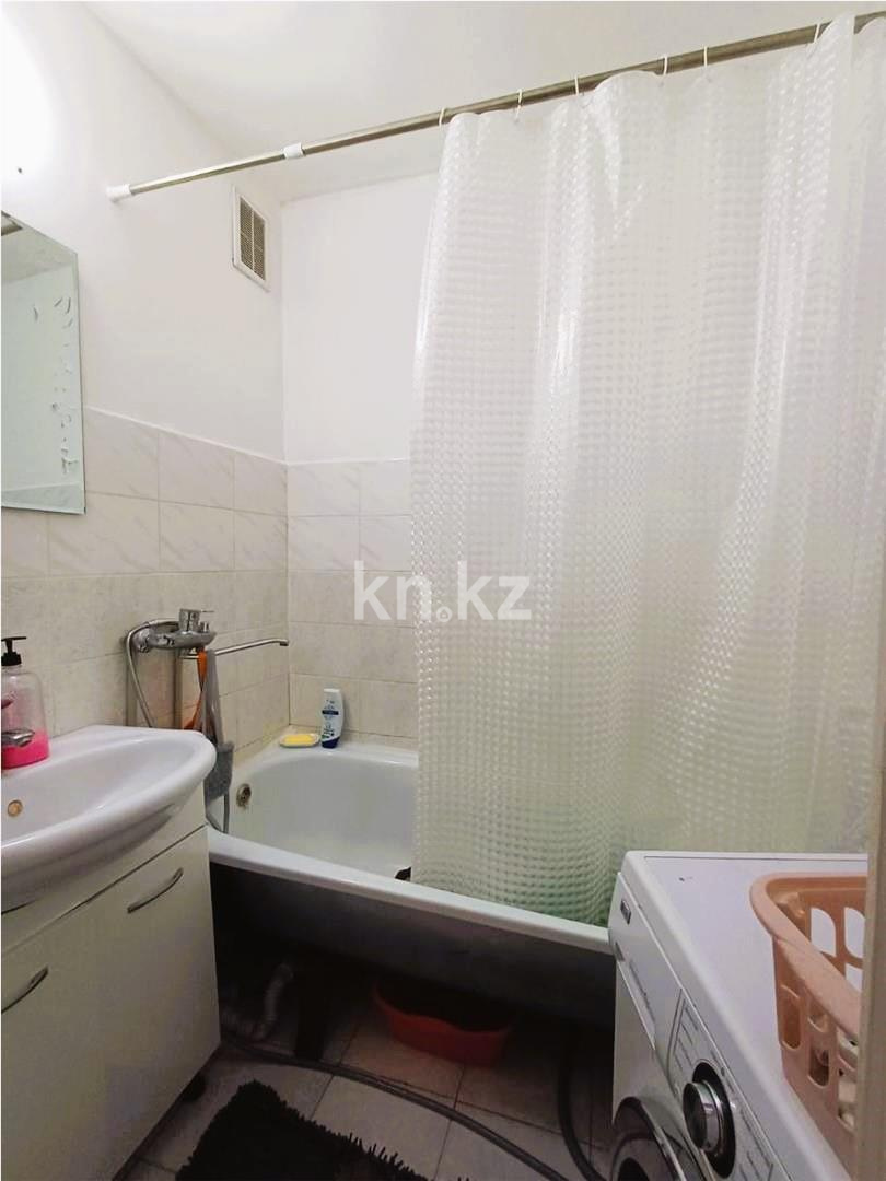 Продажа 2-комнатной квартиры, 54 м², мкр-н Голубые Пруды в Караганде - фото 6