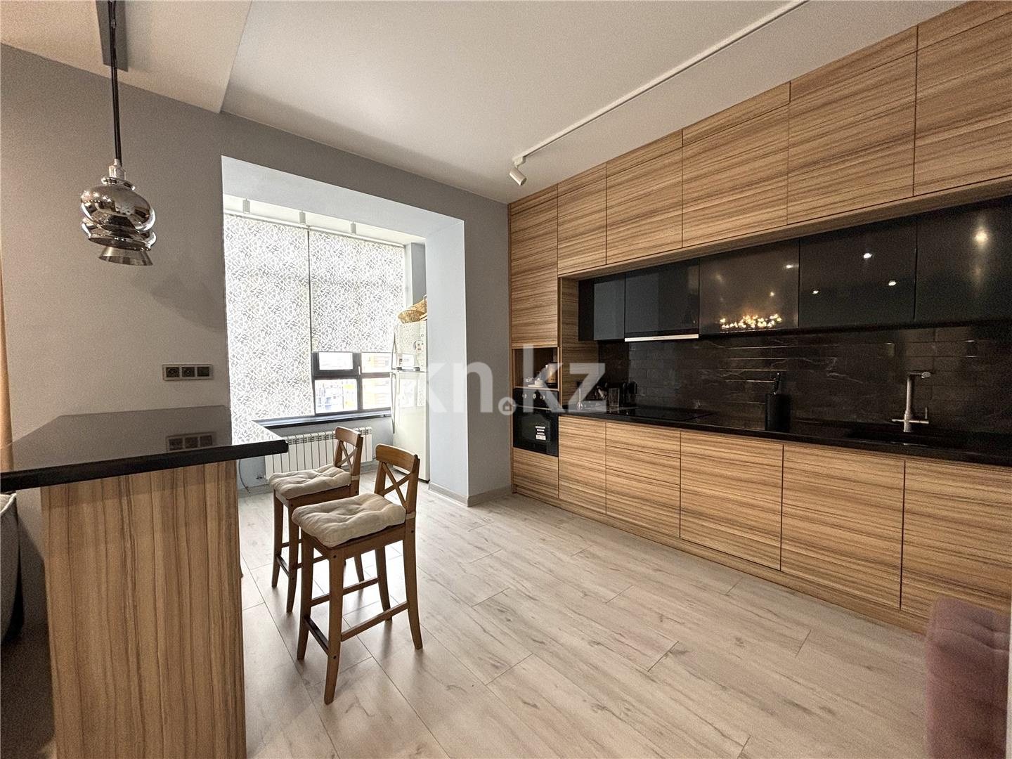 Продажа 2-комнатной квартиры, 94 м², ул. Аманжолова, дом  96/1 в Караганде - фото 5