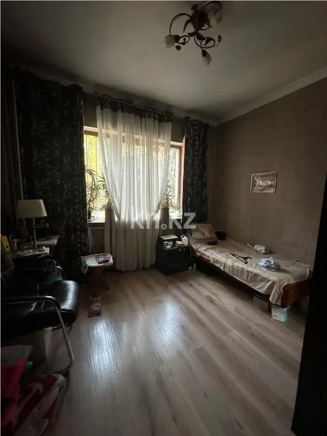 Продажа 3-комнатной квартиры, 74.7 м², ул. Розыбакиева, дом  136 в Алматы - фото 3