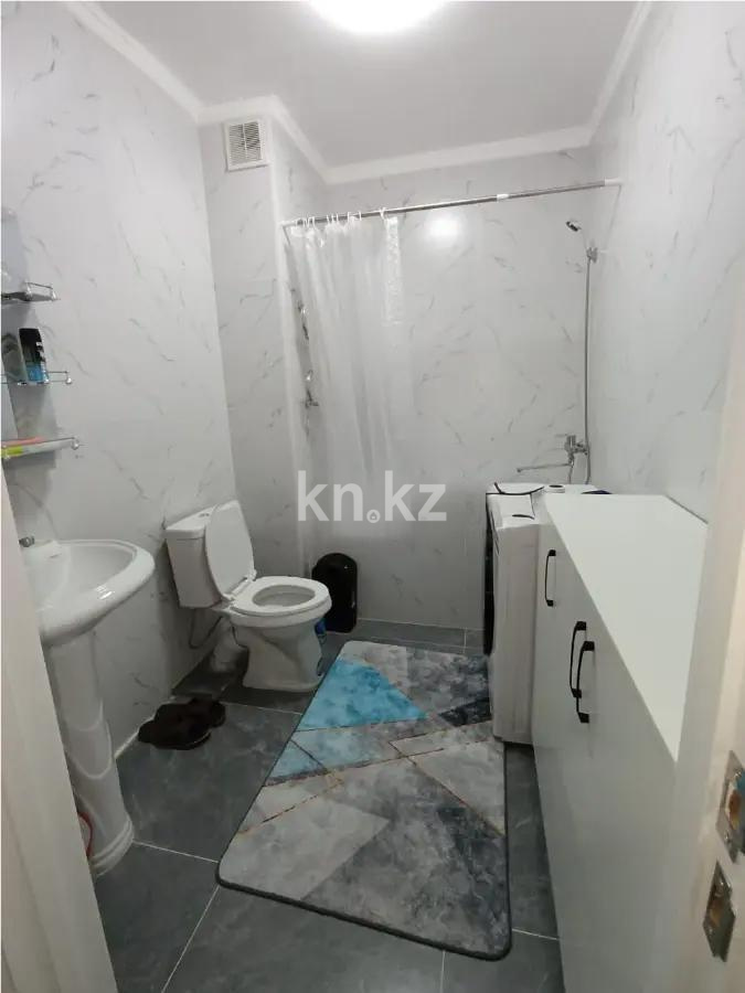 Продажа 1-комнатной квартиры, 40 м², мкр-н Аккент, дом  73 в Алматы - фото 3