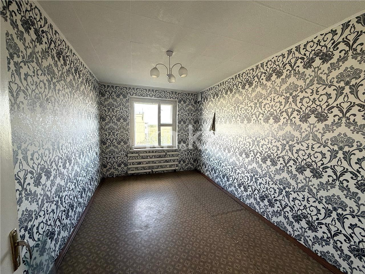 Продажа 4-комнатной квартиры, 82 м² в Шахтинске - фото 3