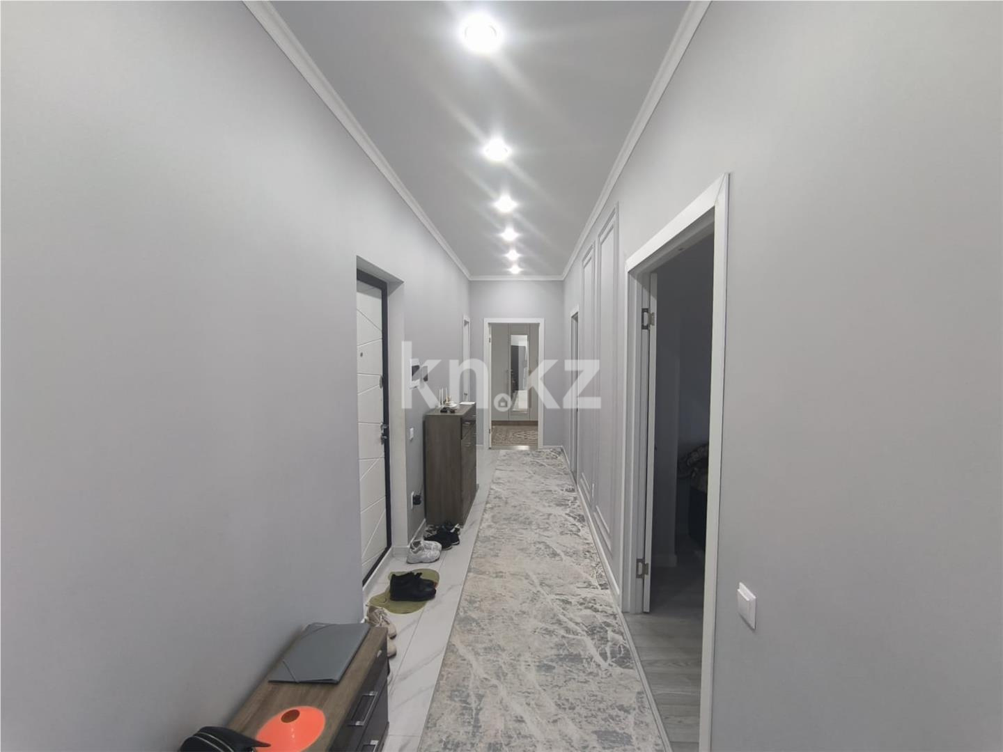 Продажа 3-комнатной квартиры, 86 м², пр. Шахтеров в Караганде - фото 12