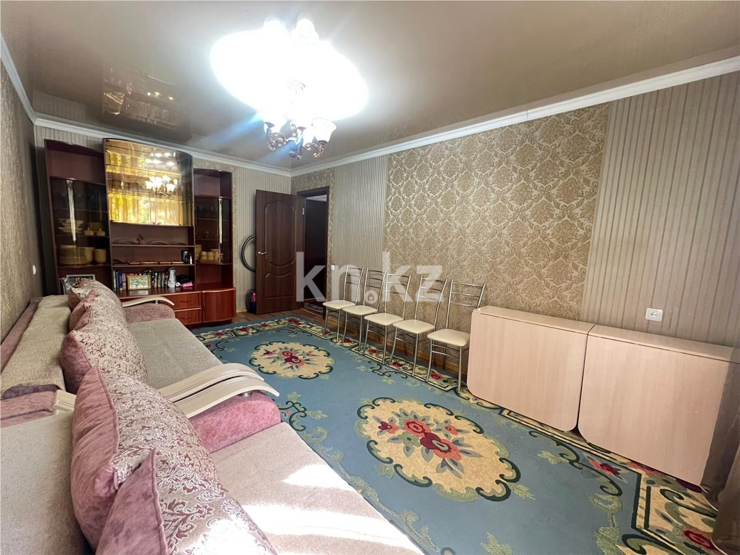 Продажа 4-комнатной квартиры, 74 м², 1 кв-л в Караганде - фото 3