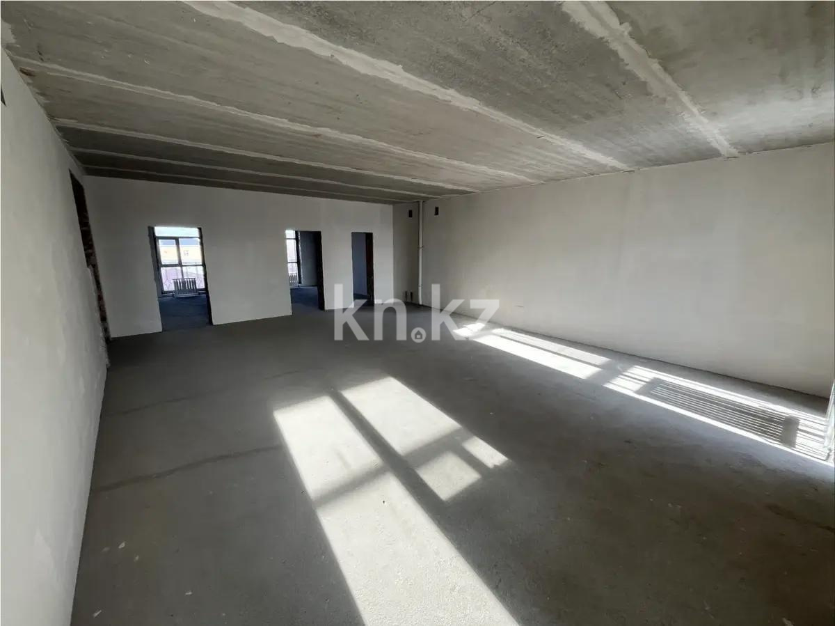 Продажа 4-комнатной квартиры, 132 м² в Караганде - фото 2