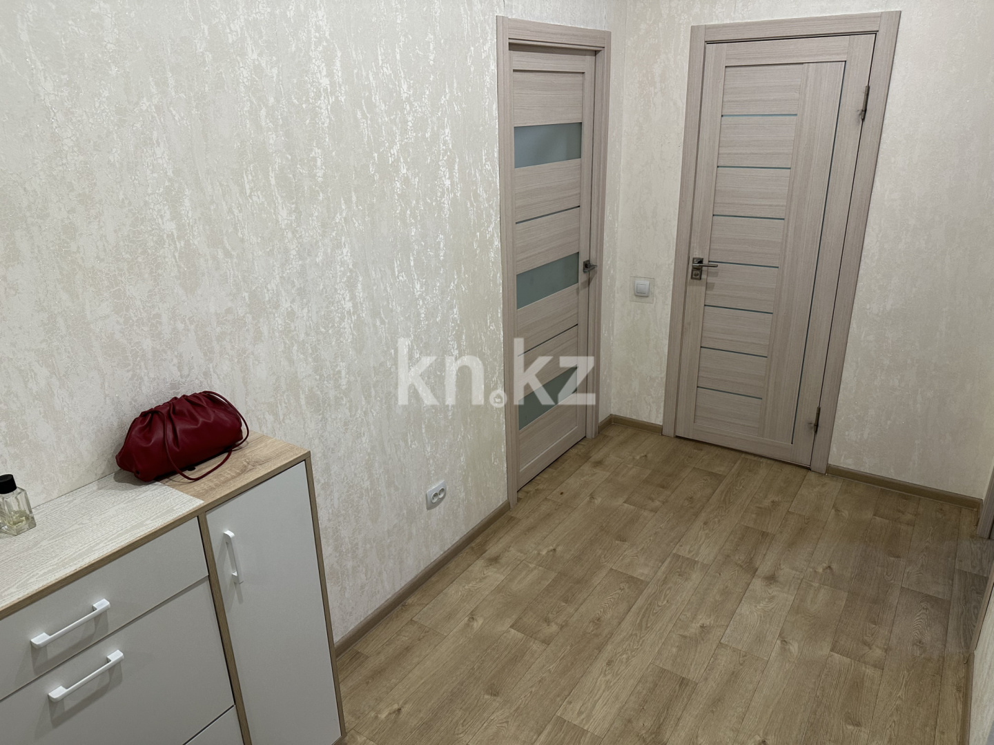 Продажа 2-комнатной квартиры, 69 м², ул. Жамбыла Жабаева, дом  44/2 в Петропавловске - фото 7