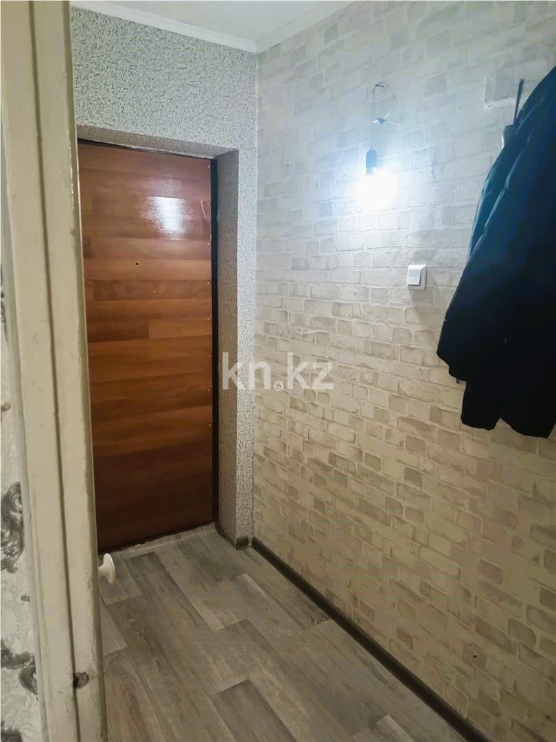 Продажа 2-комнатной квартиры, 42 м², мкр-н 12 в Караганде - фото 6