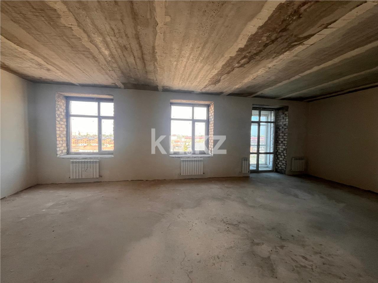 Продажа 4-комнатной квартиры, 118 м², ул. Букетова, дом  3/3 в Караганде
