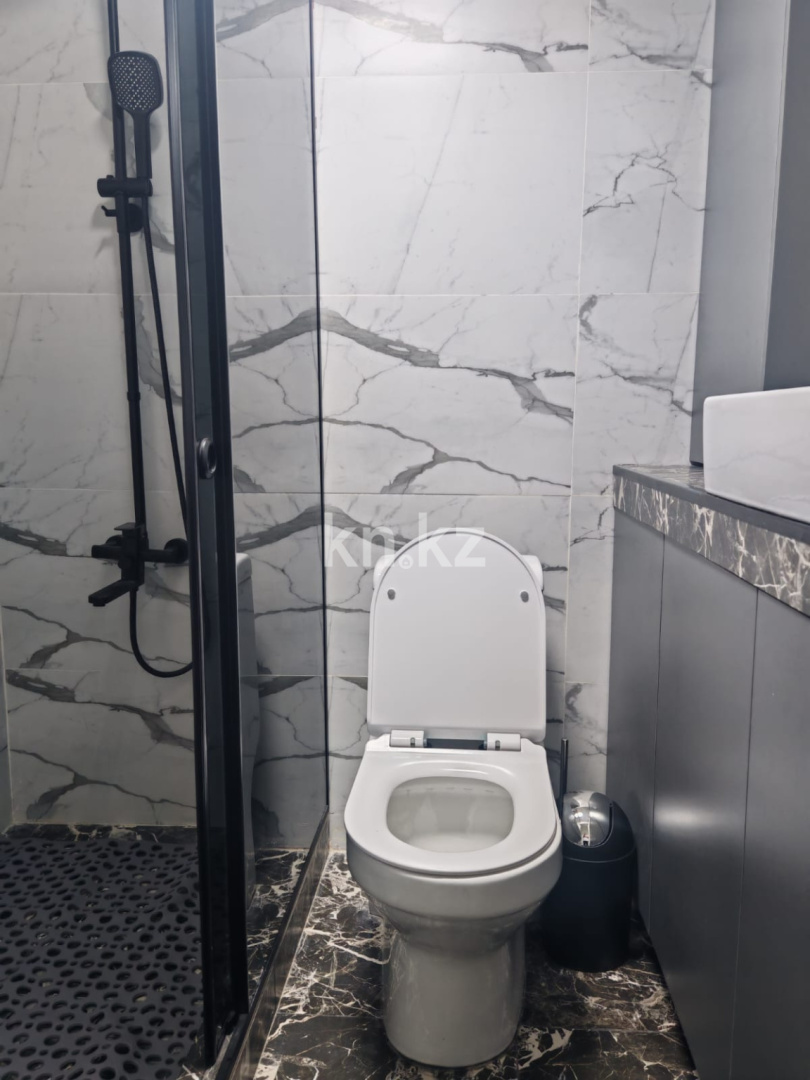 Аренда 3-комнатной квартиры посуточно, 81 м², ул. Брусиловского, дом  249 - Абай п. в Алматы - фото 12