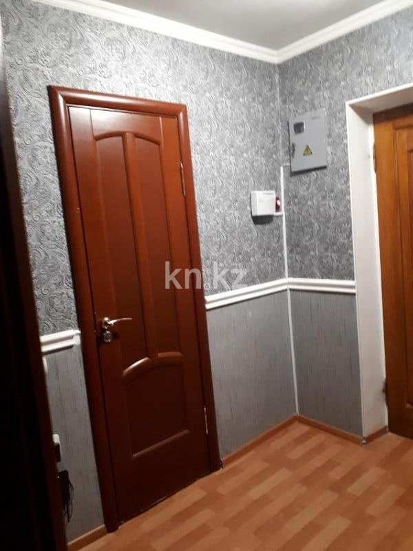 Аренда 1-комнатной квартиры посуточно, 40 м², ул. 101 Стрелковой Бригады, дом  7 в Актобе - фото 7