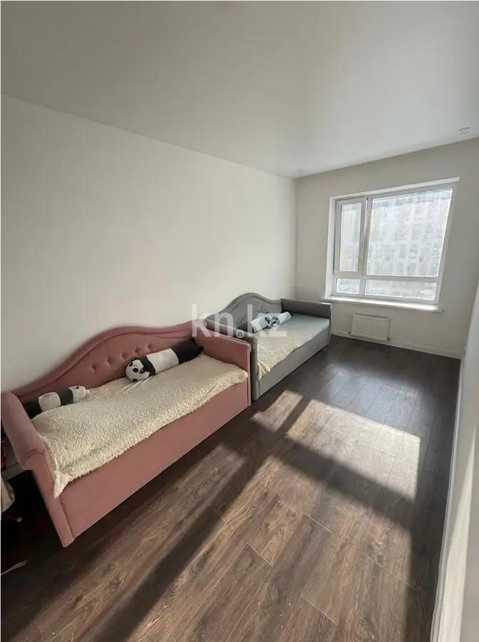 Продажа 4-комнатной квартиры, 102.6 м² в Астане - фото 4