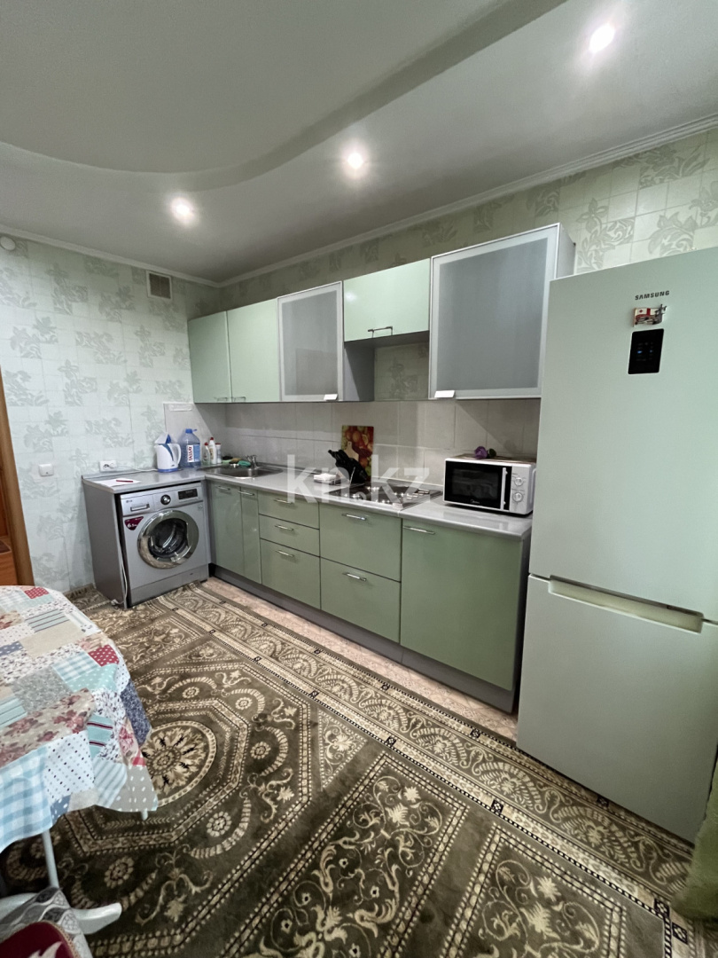 Аренда 1-комнатной квартиры посуточно, 62 м², Абая, дом  63 - ул. Валиханова в Астане - фото 6