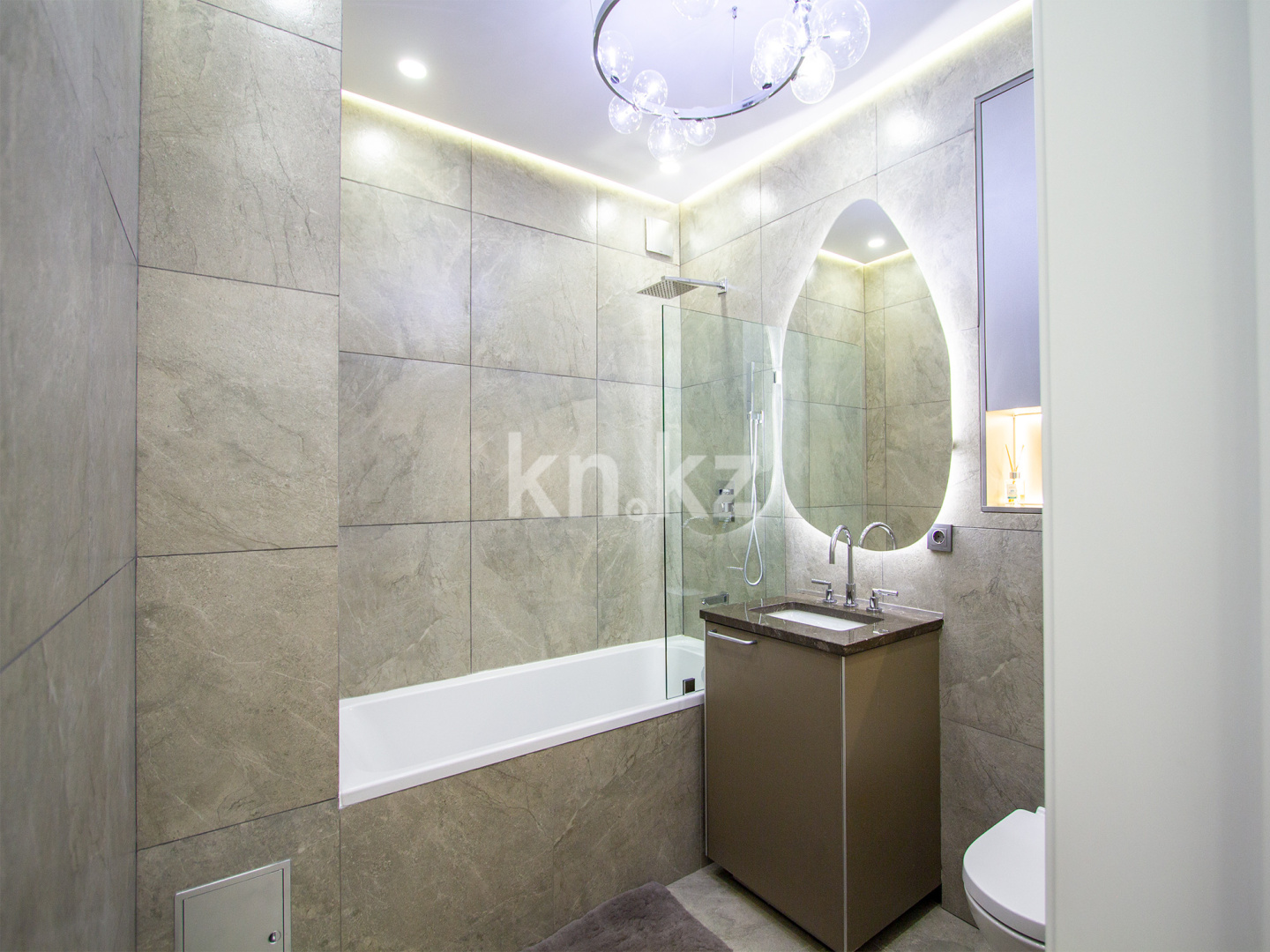 Продажа 3-комнатной квартиры, 83 м² в Алматы - фото 17