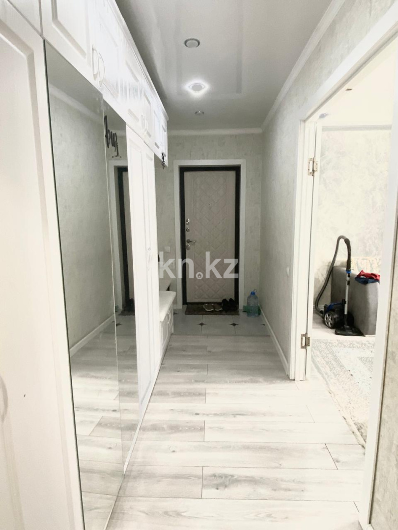 Продажа 4-комнатной квартиры, 76.6 м² в Караганде - фото 10