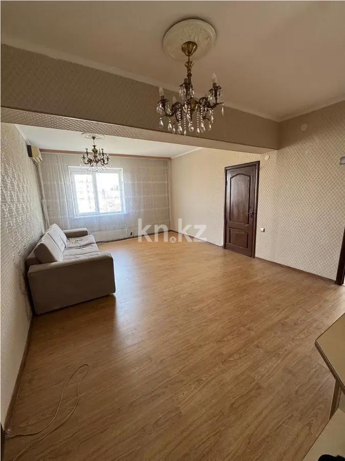 Продажа 3-комнатной квартиры, 65 м², мкр-н Аксай-1а, дом  13 в Алматы