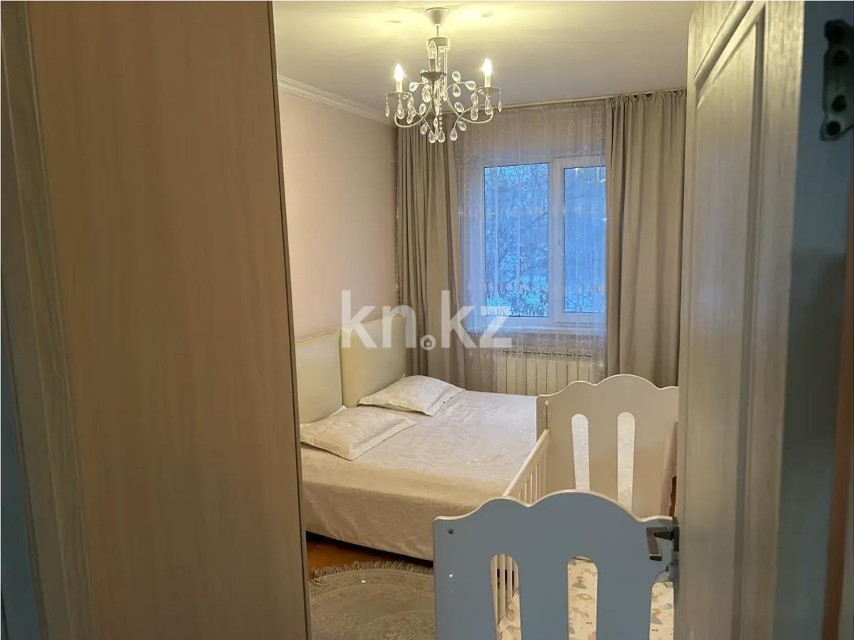 Продажа 3-комнатной квартиры, 59 м², 6 мкр., дом  39 в Алматы - фото 2