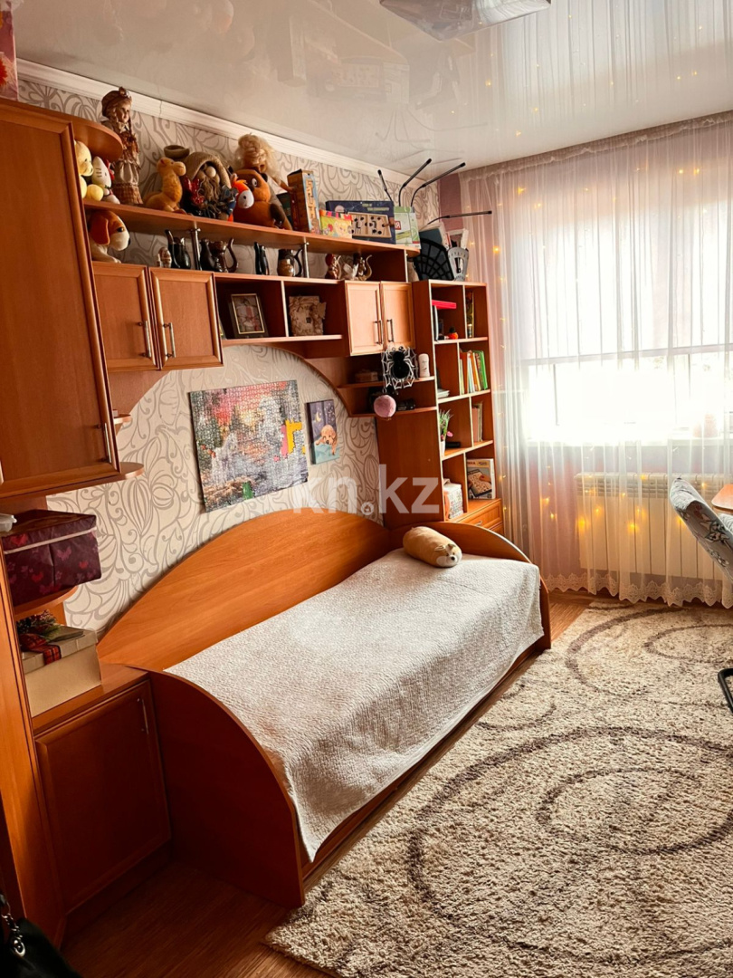 Продажа 3-комнатной квартиры, 63 м², ул. Сатыбалдина, дом  28 в Караганде - фото 4
