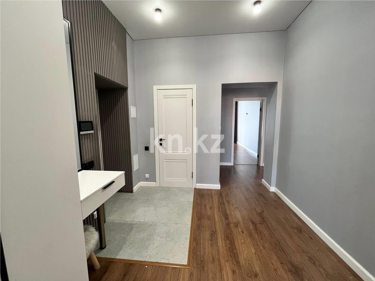 Продажа 4-комнатной квартиры, 94 м², ул. Муканова в Караганде - фото 28