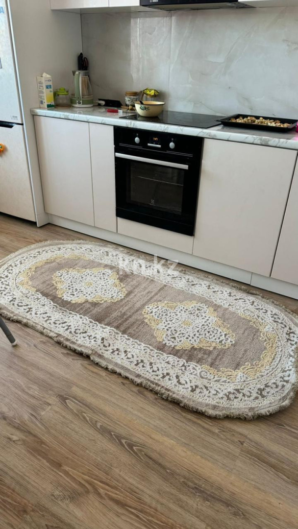 Продажа 3-комнатной квартиры, 84 м², ул. Муканова, дом  51/8 в Караганде - фото 8