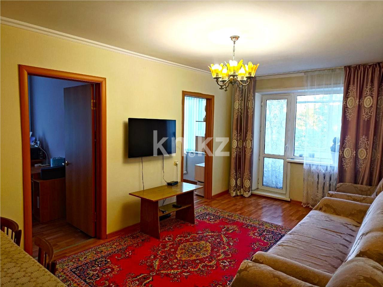 Продажа 4-комнатной квартиры, 59 м², мкр-н 23 в Караганде